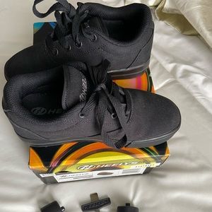 HEELYS skate shoes youth 2